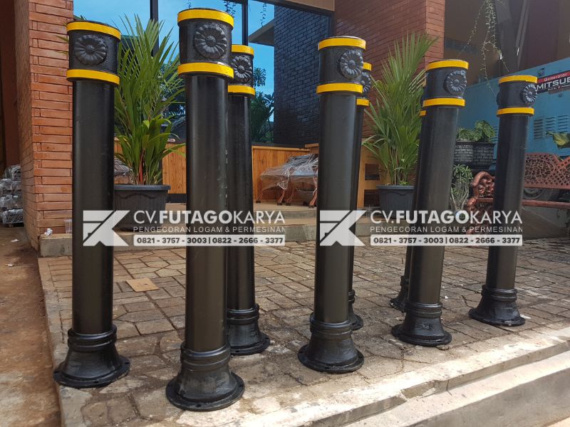 Bollard Lampu Trotoar dan Jalan