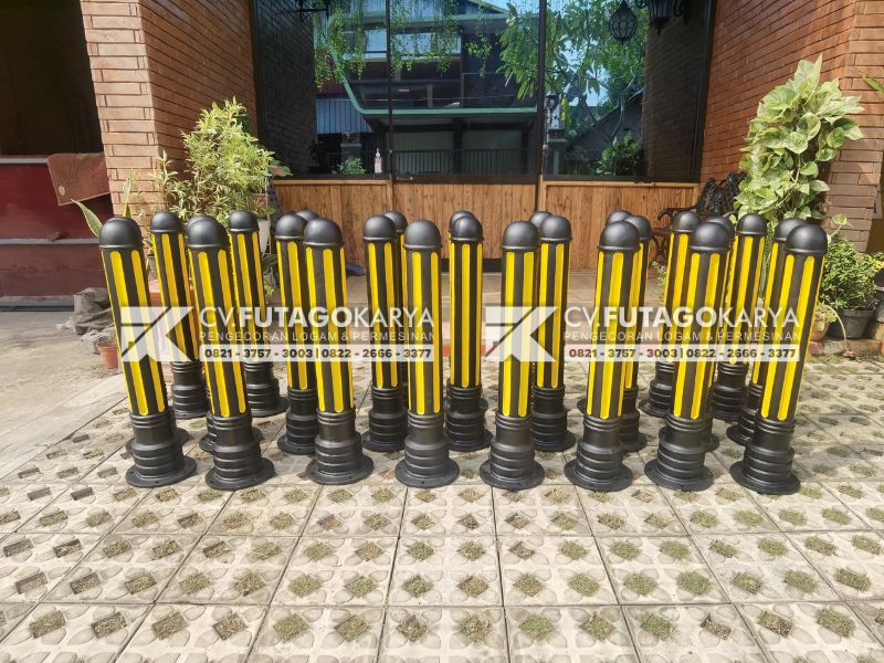 Bollard Trotoar Jalan Bahan Besi