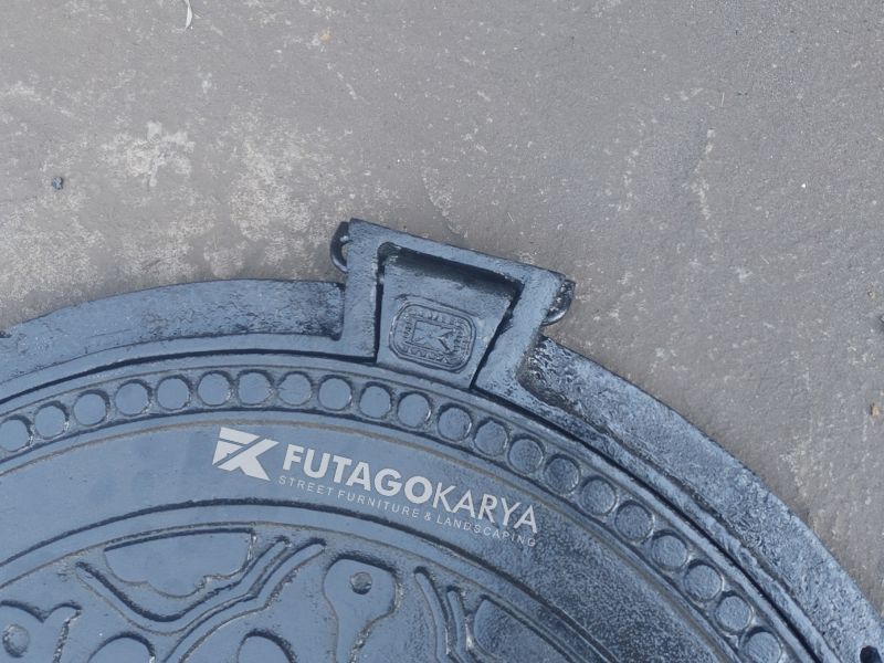 Manhole Penutup Lubang Saluran Air