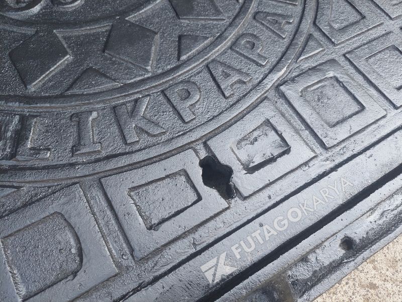 Tutup Manhole Cover