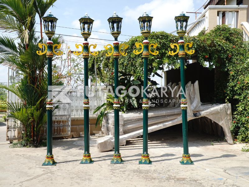 Lampu Taman Klasik