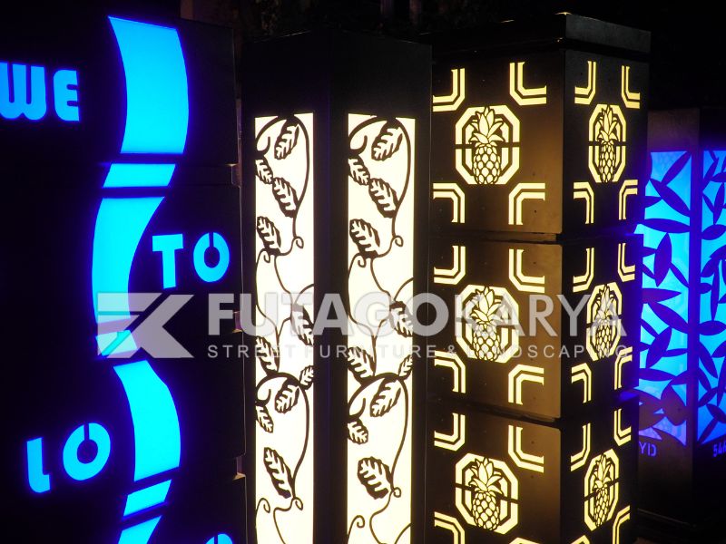Lampu hias jalan
