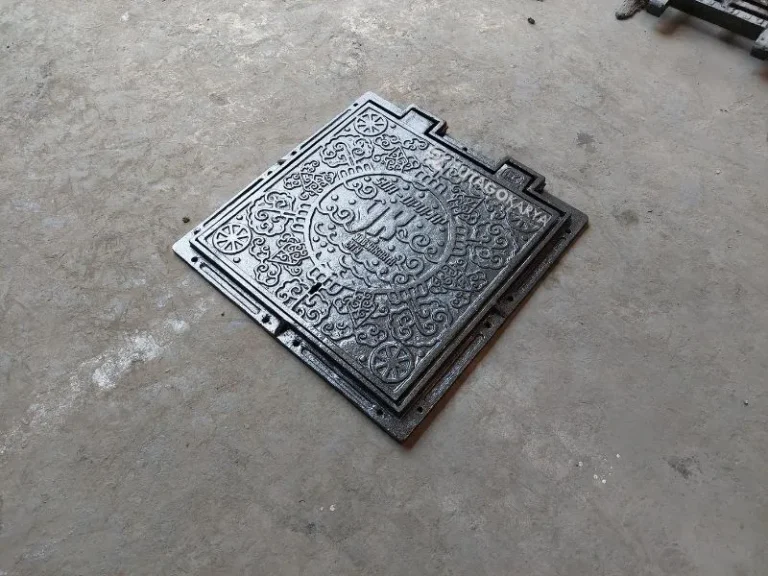Manhole Cover Besi