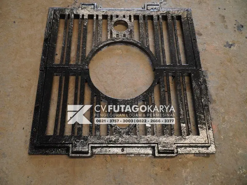 Grill Pohon Tanaman Pelindung Akar
