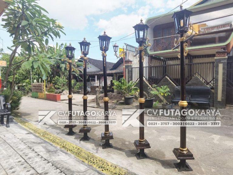 Lampu Tiang Taman