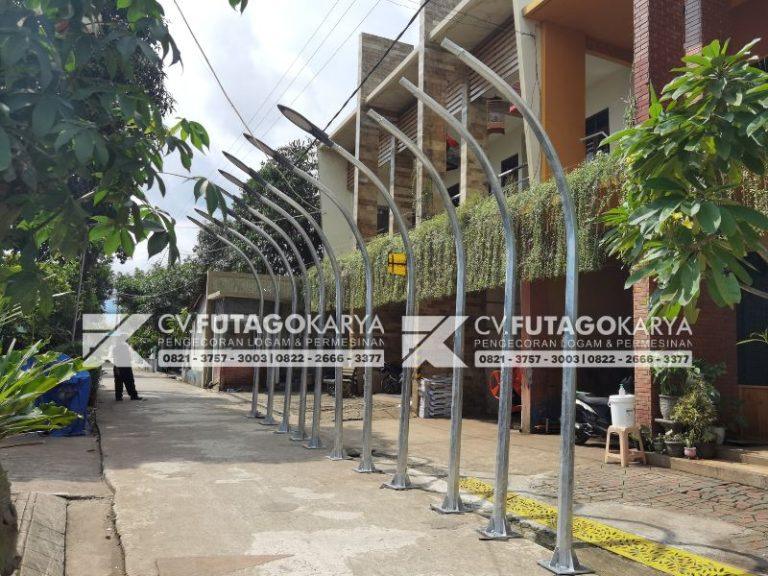 Tiang Listrik Lampu Jalan
