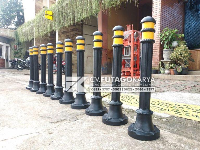 bollard patok pembatas jlan dan trotoar