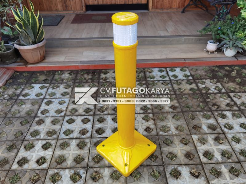 Bollard Pembatas Jalan dan Trotoar Besi