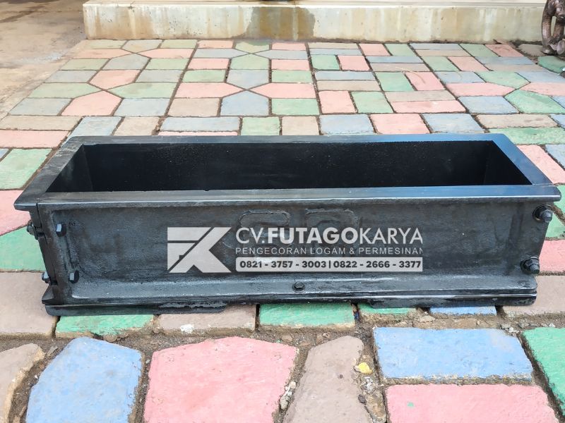 Cetakan Balok Beton Besi