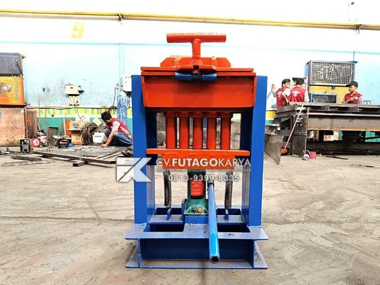 Mesin Cetak Briket Otomatis