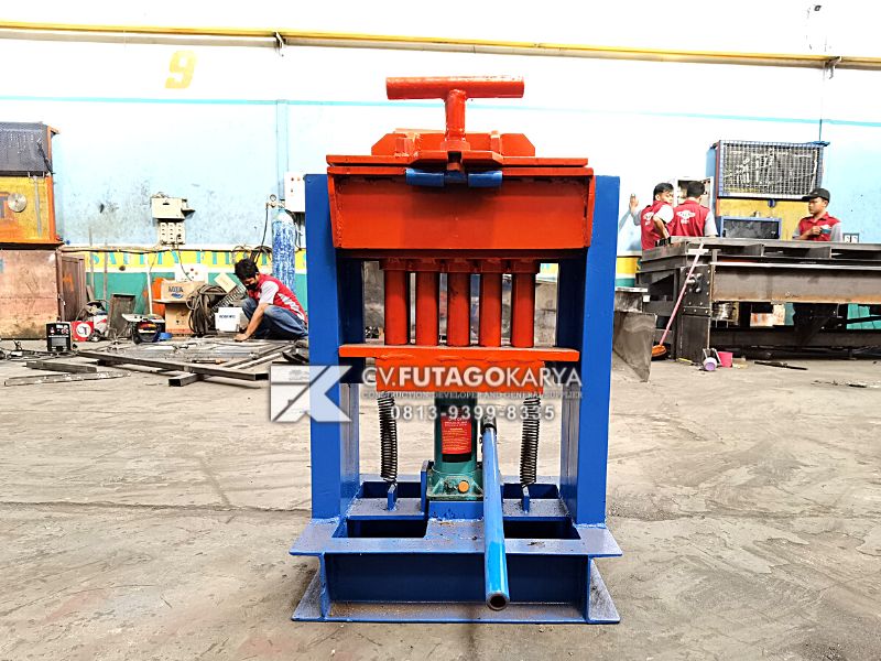 Mesin Cetak Briket Otomatis