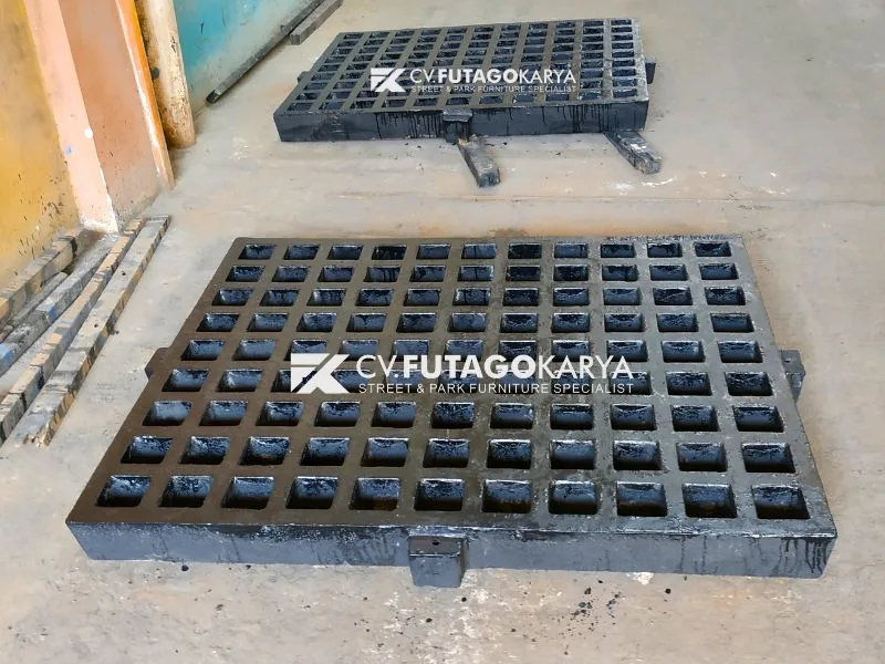 Besi Grill Tutup Got Selokan