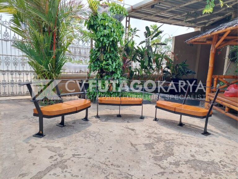 bangku besi minimalis