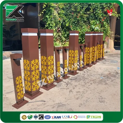 bollard lampu plat stainless motif batik