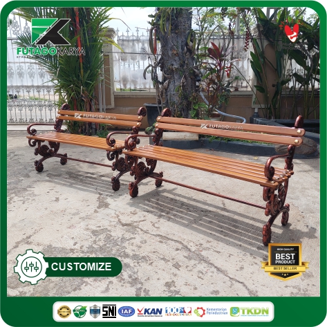 Kursi Taman Antik