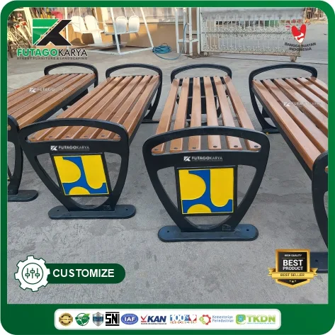 kursi taman keraton surakarta