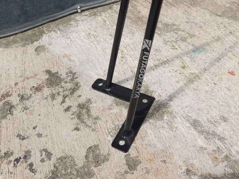 Kaki Meja Besi Hairpin