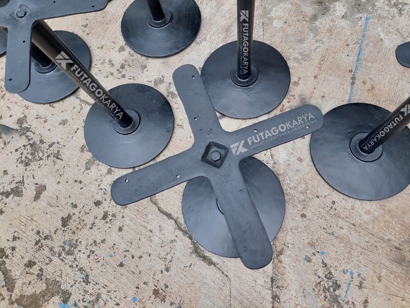 Kaki Meja Bulat Besi Modern