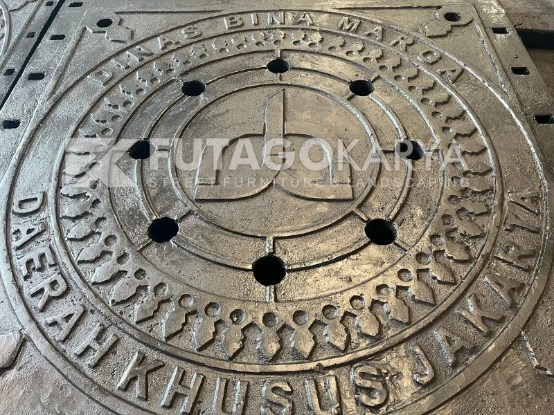 Manhole cover cast iron