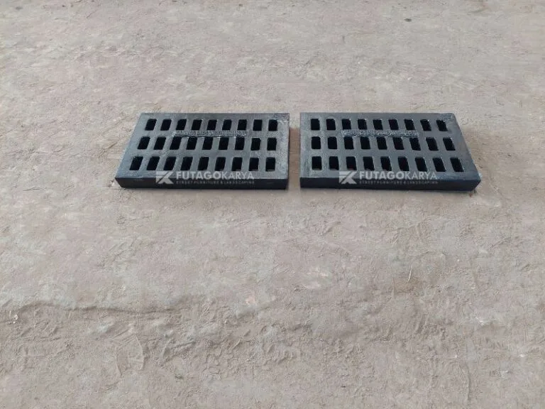 grill selokan besi