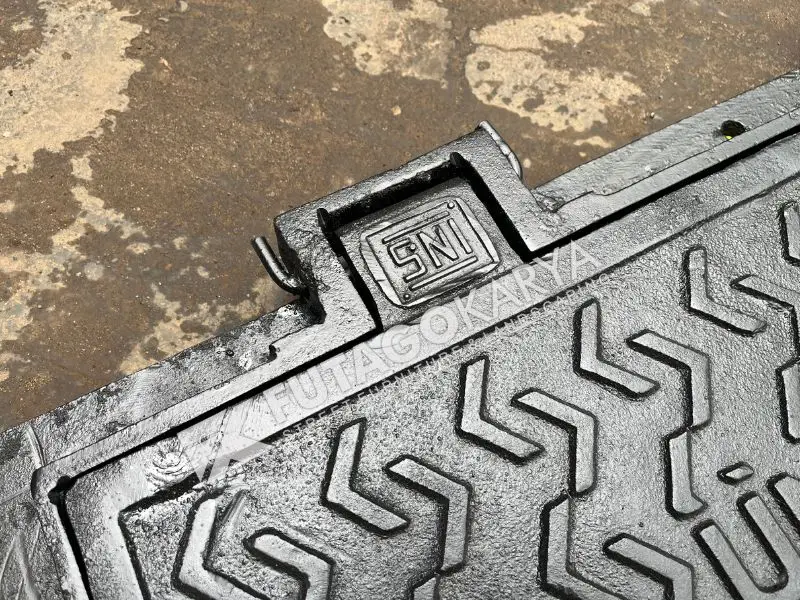manhole cover
