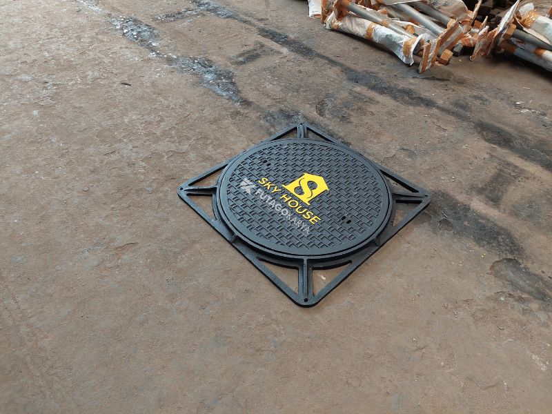 manhole cover besi