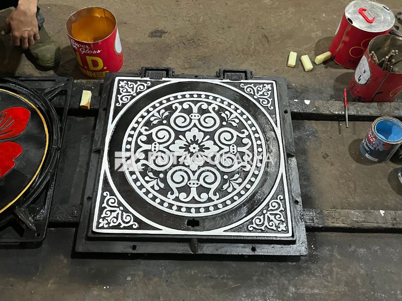 Manhole Cover Tutup Drainase