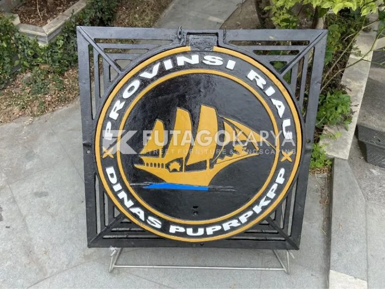 Manhole Sewer
