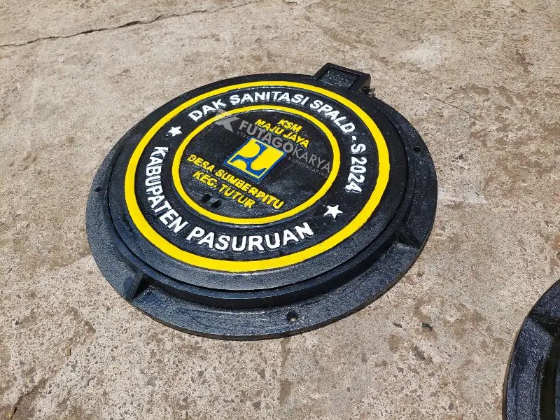 Tutup manhole