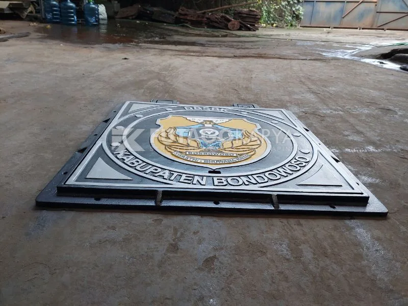 manhole kotak