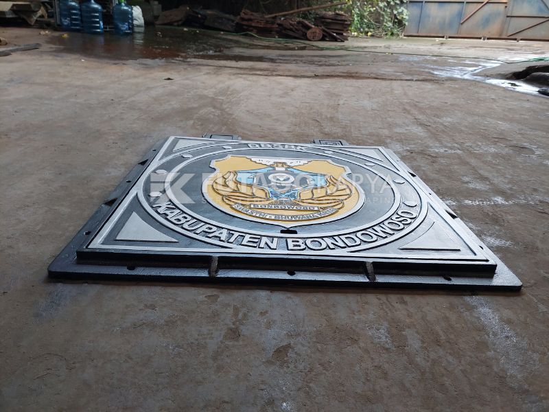 manhole kotak