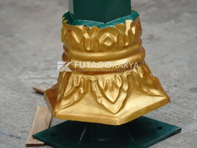 Tiang Lampu Klasik