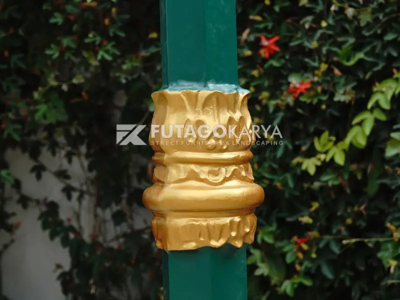 Tiang Lampu Klasik