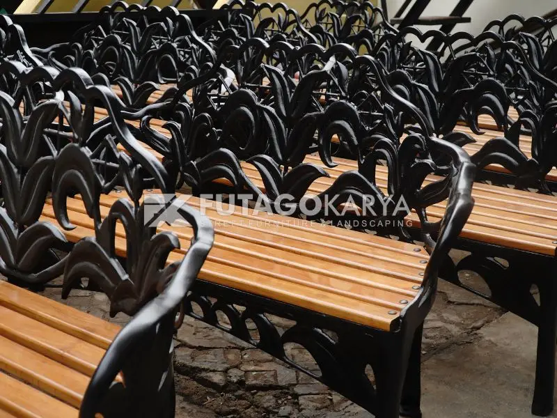 kursi taman besi cor