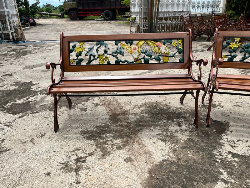 Kursi Taman Outdoor