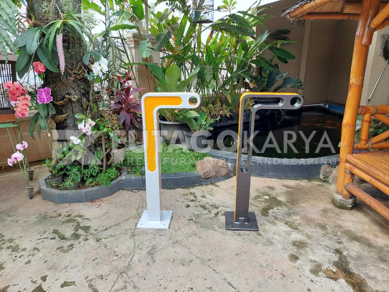 Bollard Trotoar Tiang Pembatas