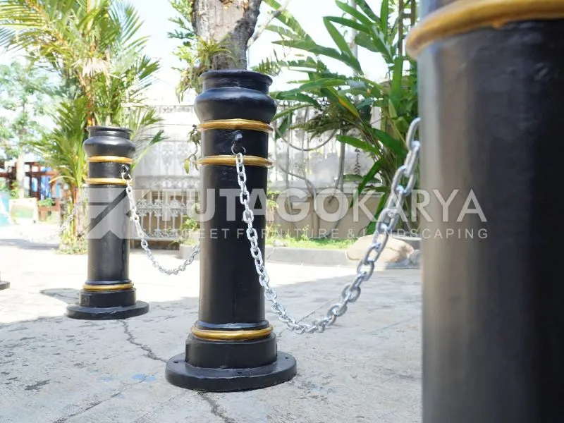 bollard jalan cor besi