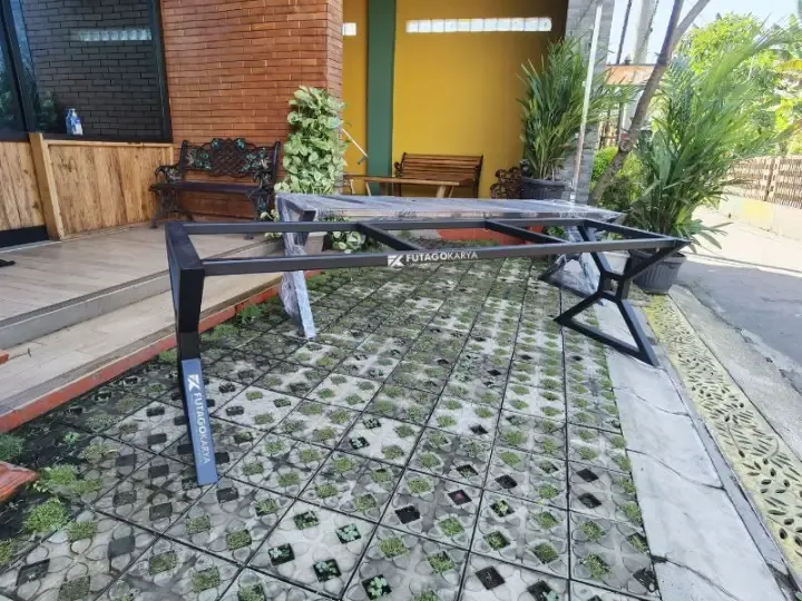 Perawatan Kaki Meja Makan agar Tahan Lama
