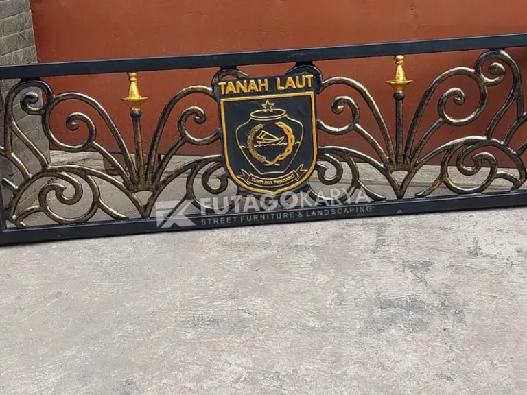 Pintu Pagar Besi Tempa