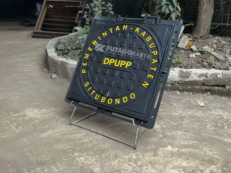 Perbedaan Manhole dan Sewer